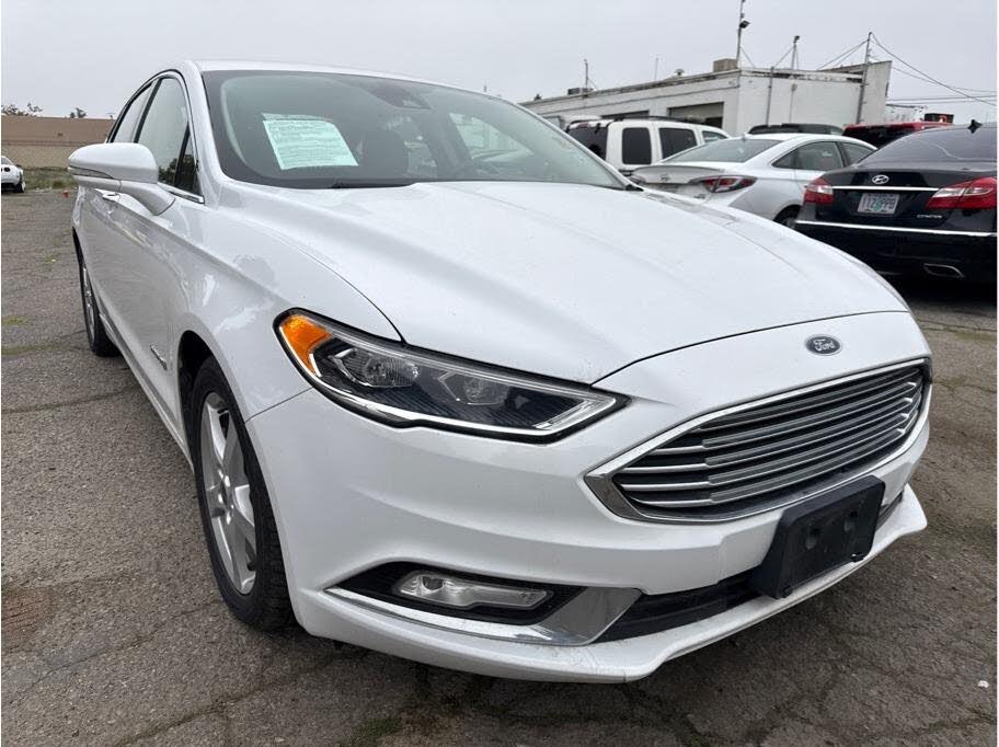 2017 Ford Fusion Hybrid SE FWD