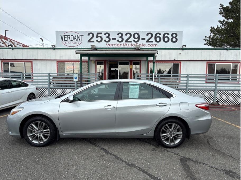2017 Toyota Camry SE