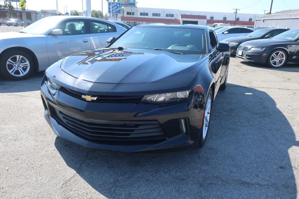 2018 Chevrolet Camaro 1LT Coupe RWD