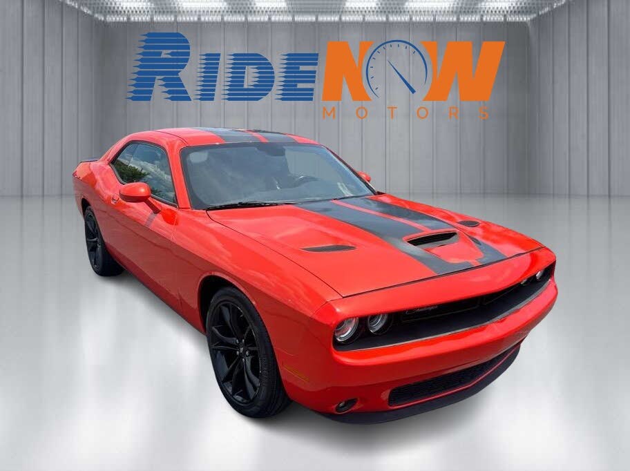 2018 Dodge Challenger SXT Plus RWD