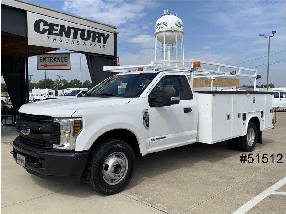 2019 Ford F-350 Super Duty Chassis XL DRW LB RWD