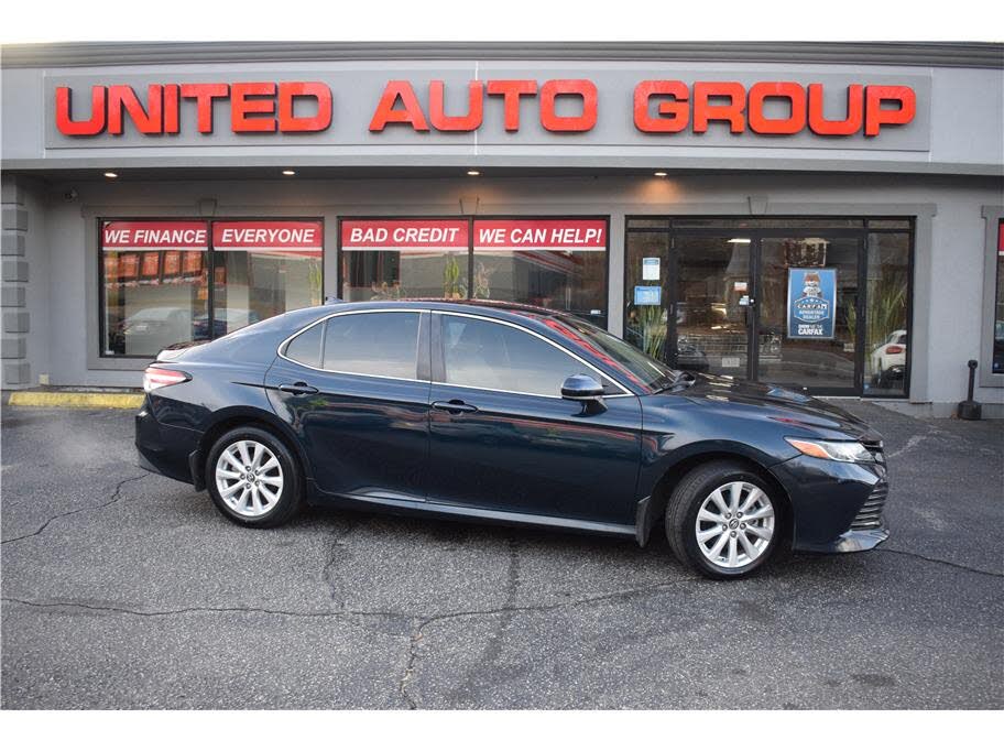 2019 Toyota Camry LE FWD