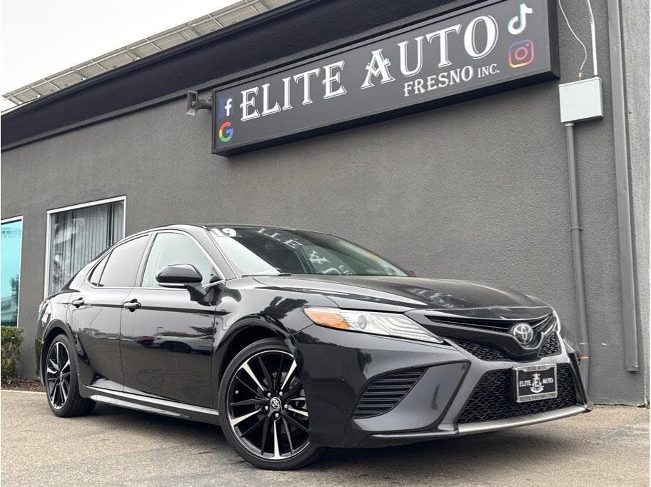 2019 Toyota Camry XSE FWD