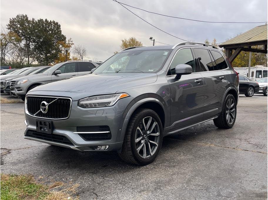 2019 Volvo XC90 T5 Momentum AWD