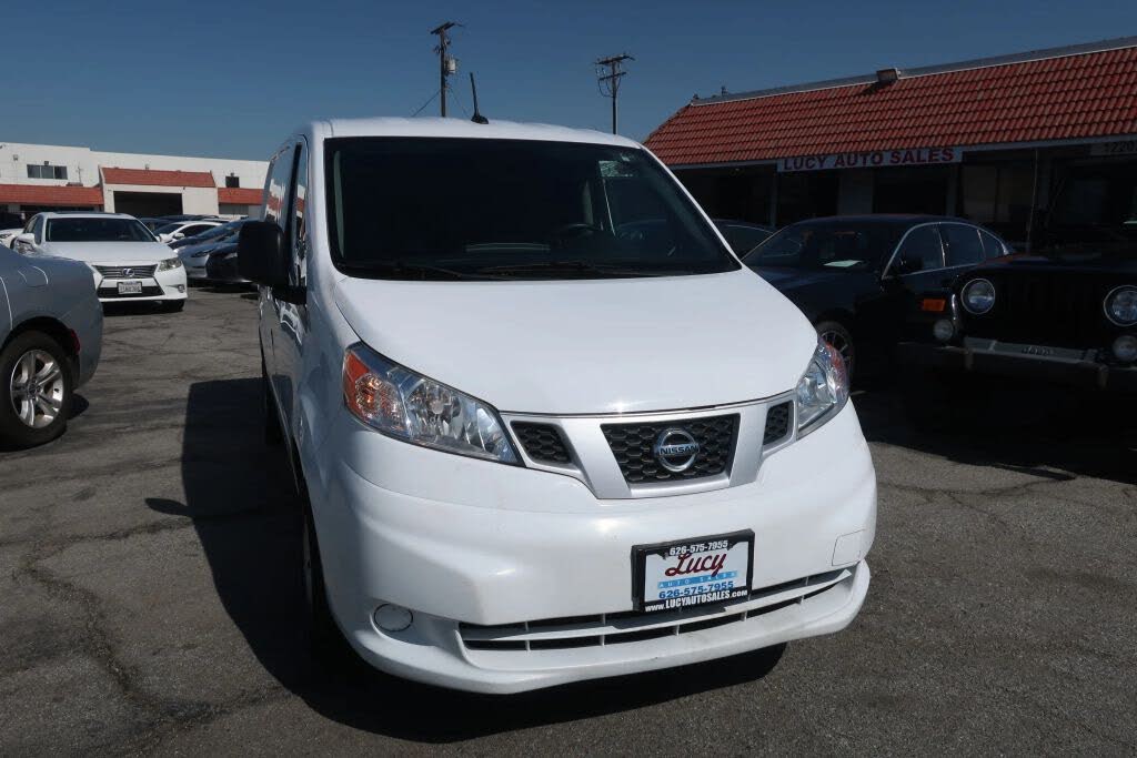 2020 Nissan NV200 S FWD