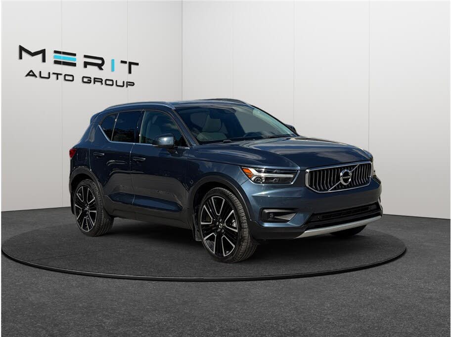 2020 Volvo XC40 T5 Inscription AWD
