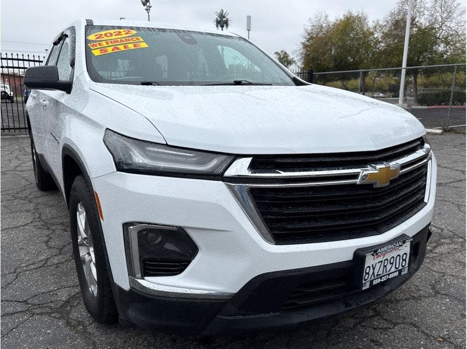 2022 Chevrolet Traverse LS FWD