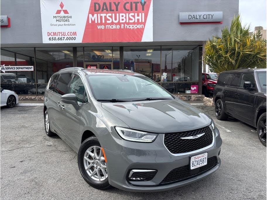 2022 Chrysler Pacifica Touring L FWD