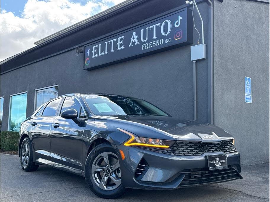2022 Kia K5 LXS FWD