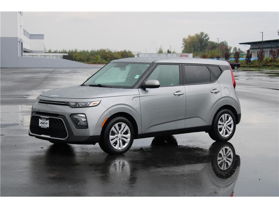 2022 Kia Soul LX FWD