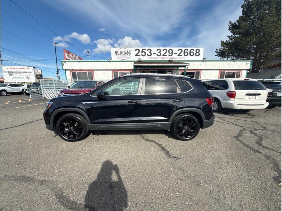 2022 Volkswagen Taos SE 4Motion