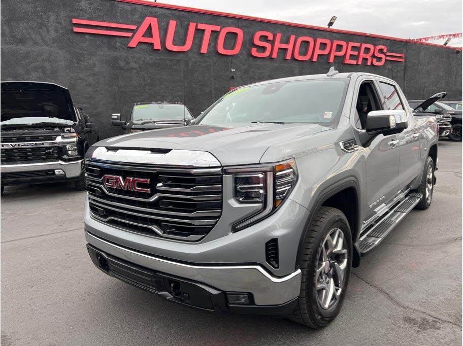 2023 GMC Sierra 1500 SLT Crew Cab 4WD