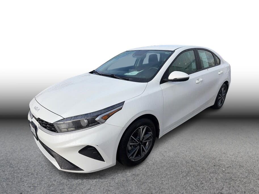 2023 Kia Forte LXS FWD
