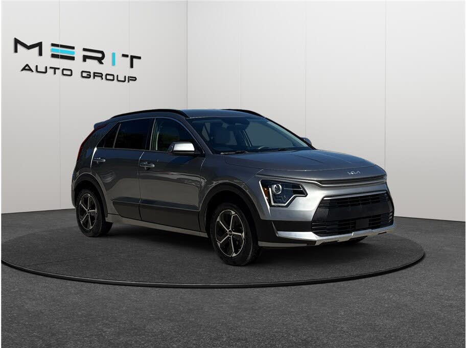 2023 Kia Niro EX FWD