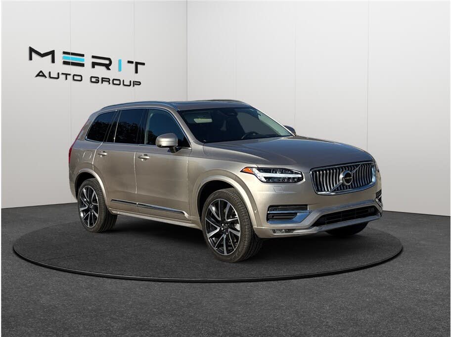2023 Volvo XC90 B5 Plus Bright Theme AWD
