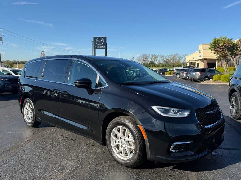 2024 Chrysler Pacifica Touring L FWD