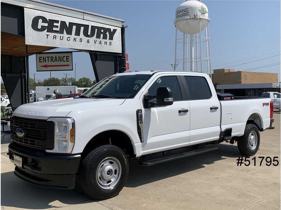 2024 Ford F-250 Super Duty XL Crew Cab LB 4WD