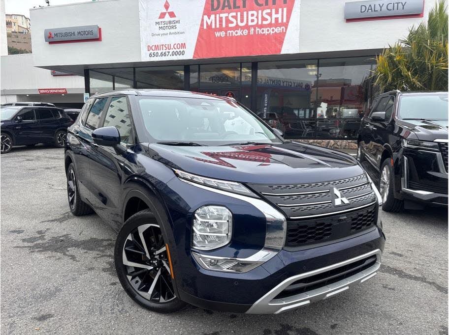 2024 Mitsubishi Outlander SE FWD