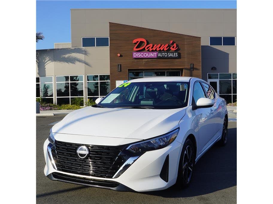 2024 Nissan Sentra SV FWD