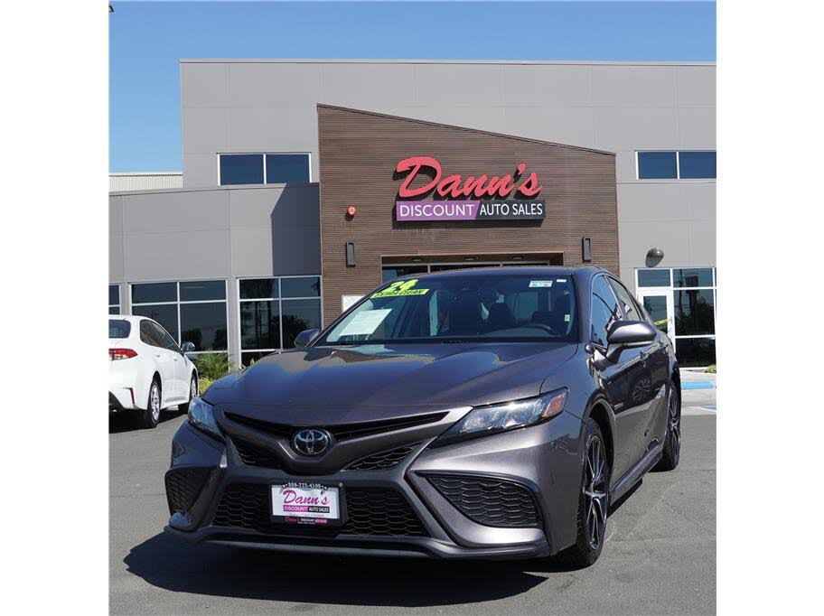 2024 Toyota Camry SE FWD