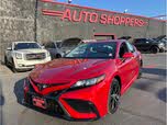 Toyota Camry SE FWD