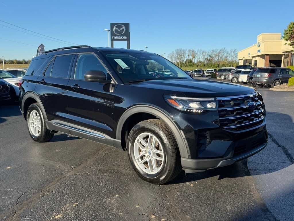 2025 Ford Explorer Active AWD