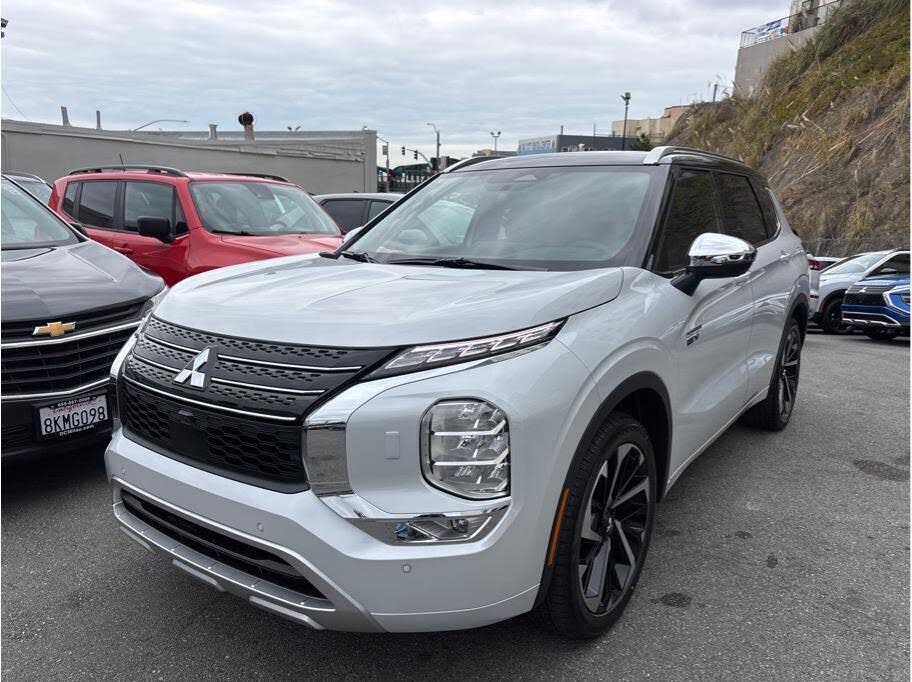 2025 Mitsubishi Outlander Hybrid Plug-in SEL S-AWC
