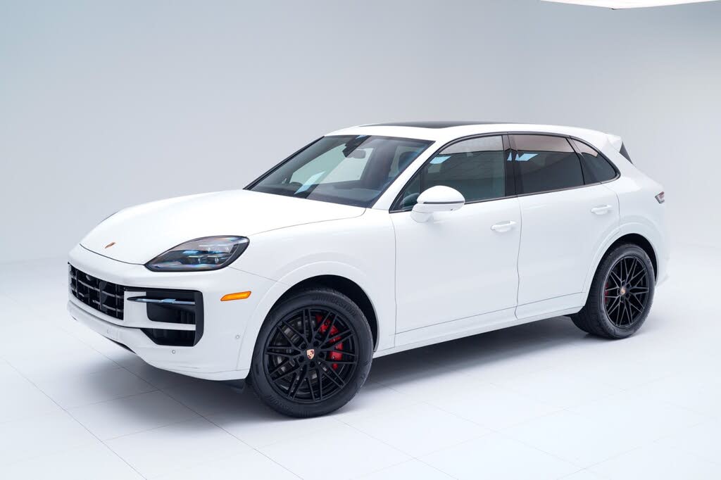 2025 Porsche Cayenne S AWD