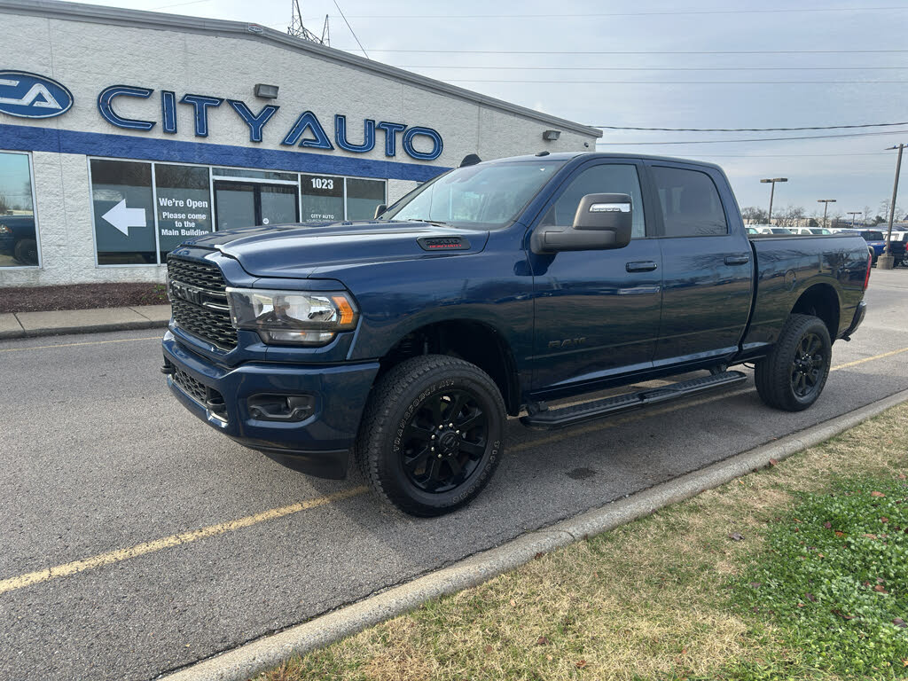 2024 RAM 2500 Big Horn Crew Cab 4WD
