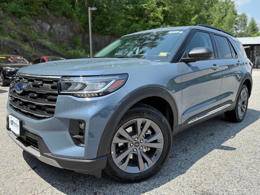 2026 Ford Explorer Active AWD