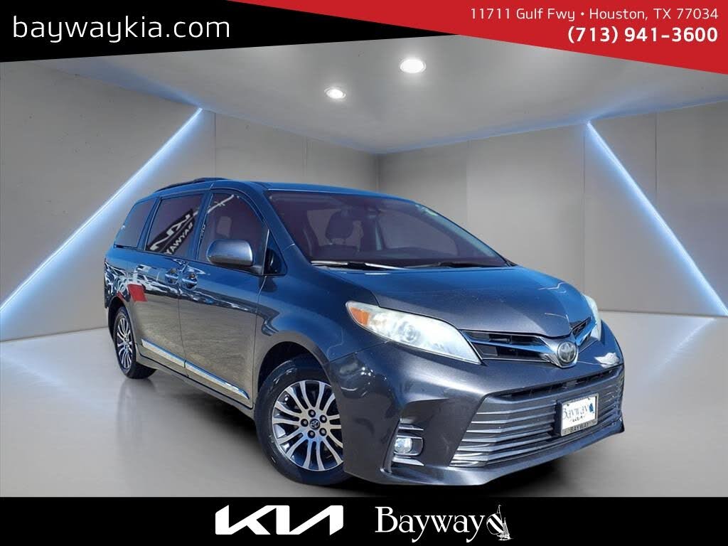 2018 Toyota Sienna L 7-Passenger FWD