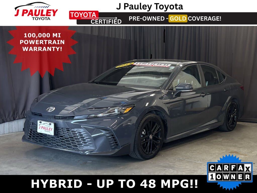 2025 Toyota Camry SE FWD