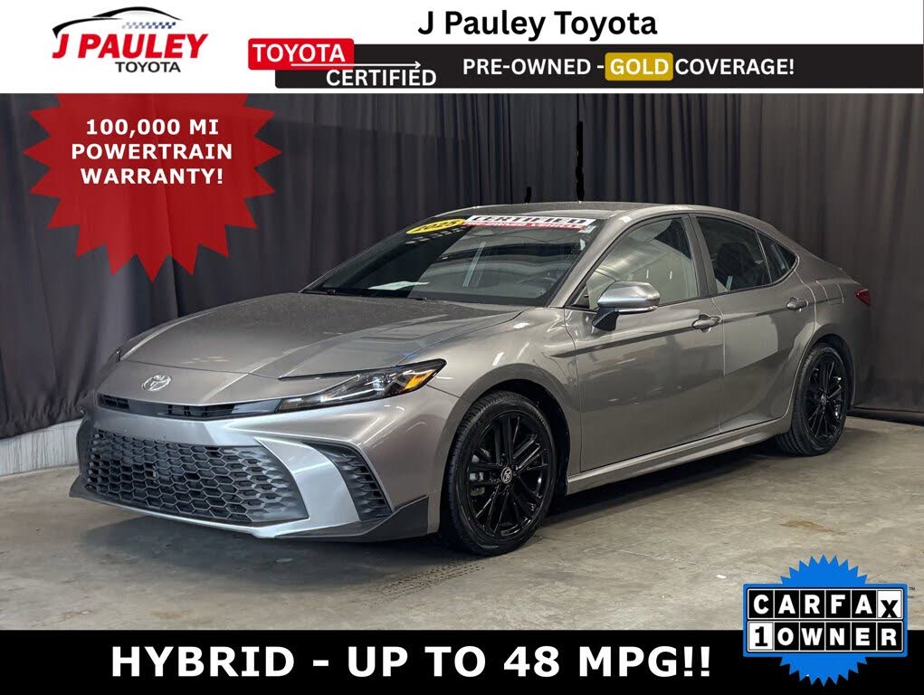 2025 Toyota Camry SE FWD