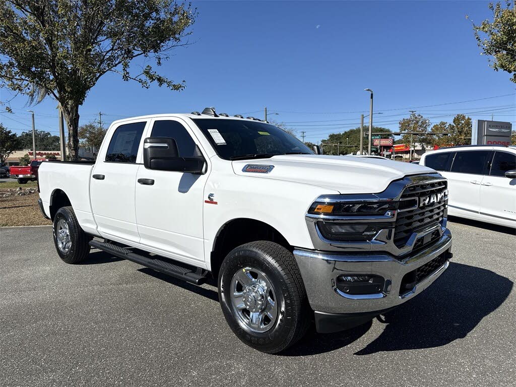 2026 RAM 2500 Tradesman Crew Cab 4WD