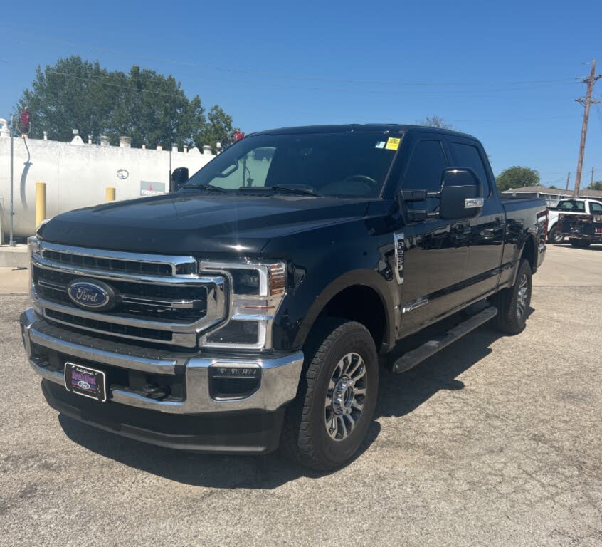 2022 Ford F-250 Super Duty Lariat Crew Cab 4WD