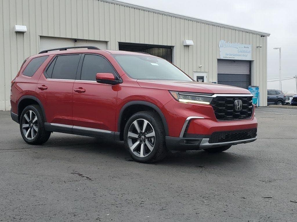 2023 Honda Pilot Touring AWD