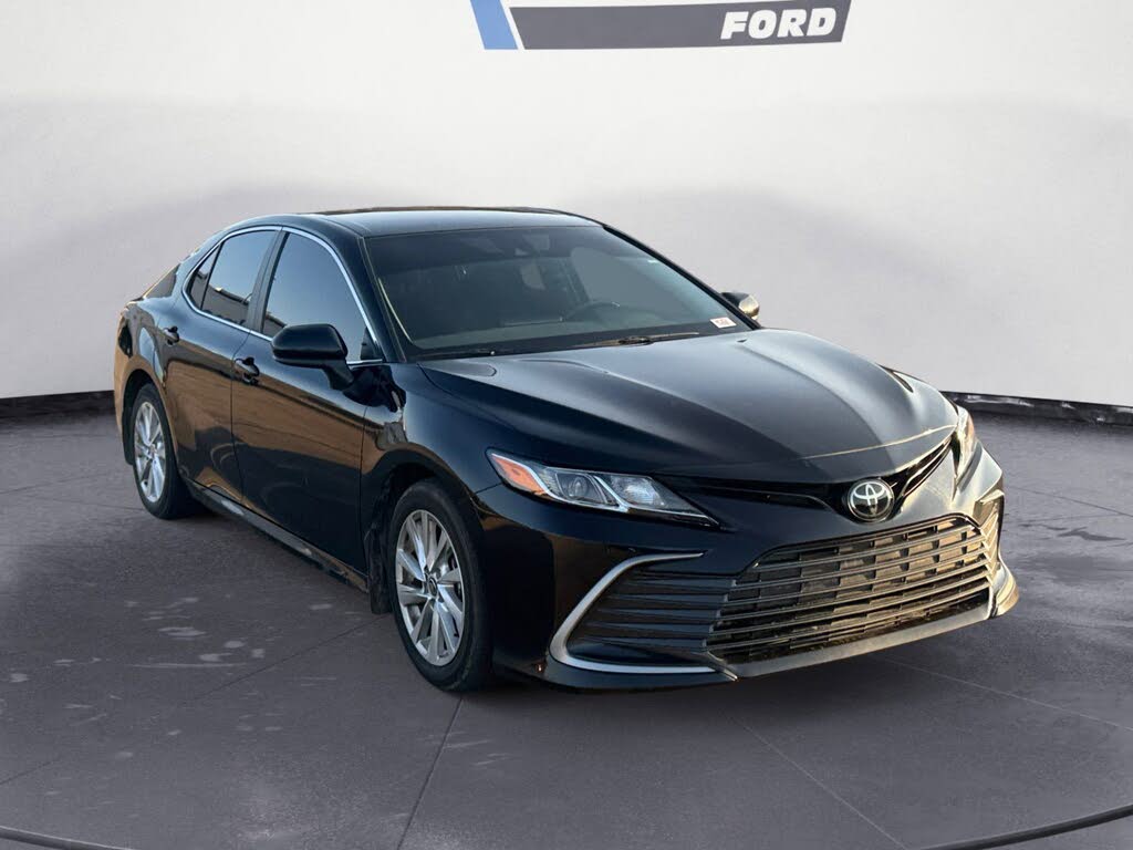 2023 Toyota Camry LE FWD