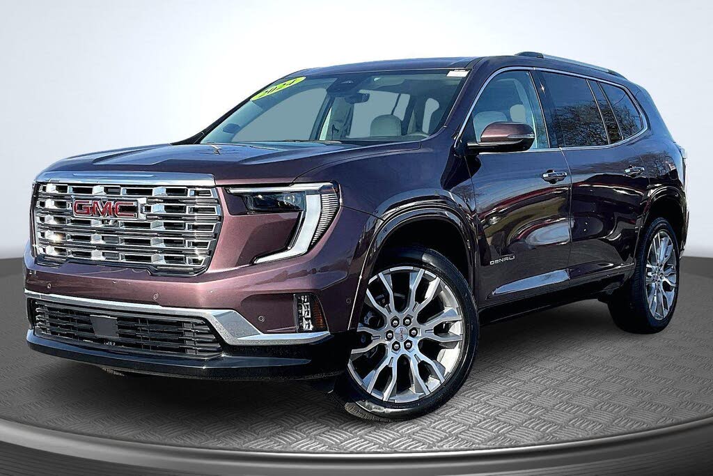 2024 GMC Acadia Denali FWD