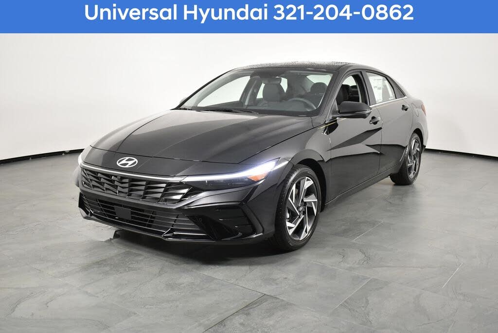 2025 Hyundai Elantra Limited FWD