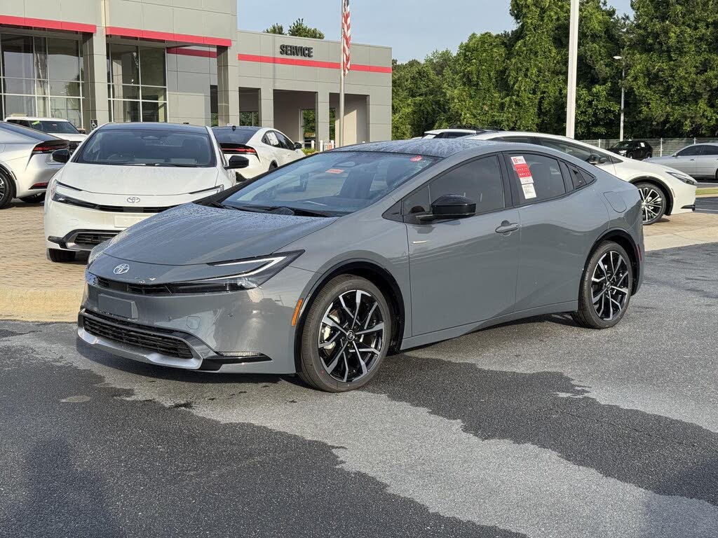 2025 Toyota Prius Plug-In Hybrid XSE FWD