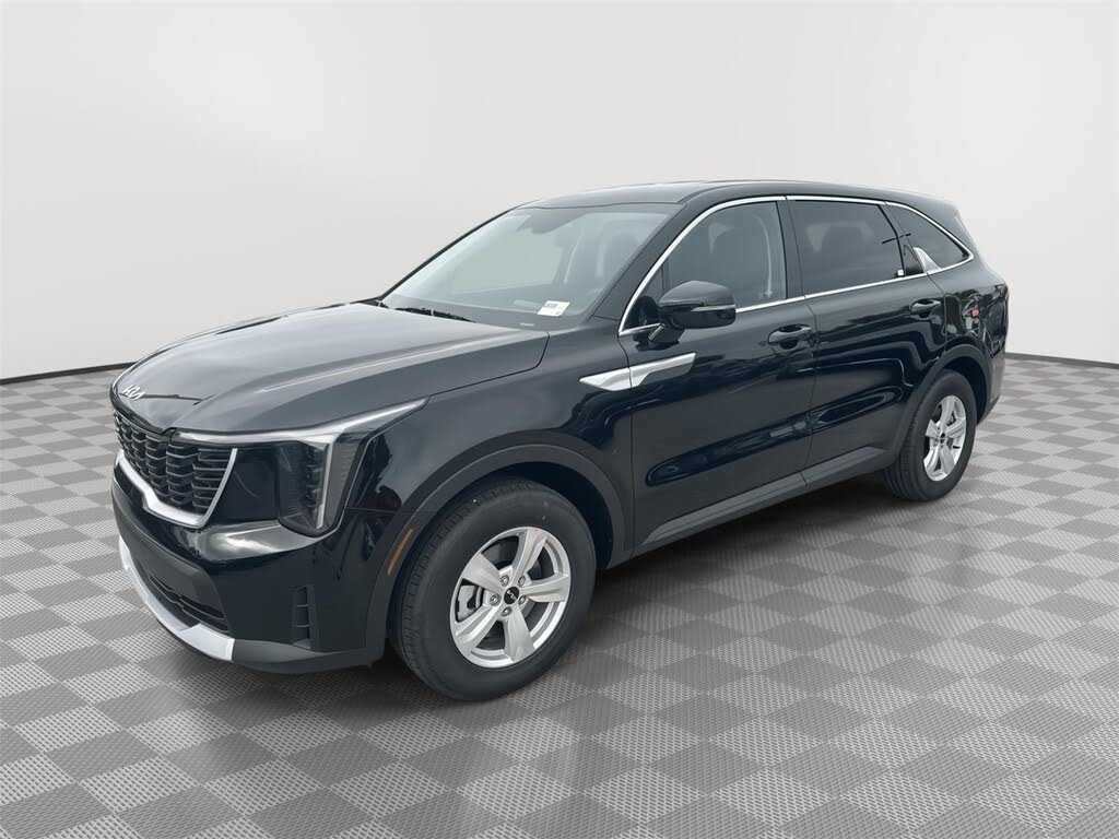 2026 Kia Sorento LX FWD