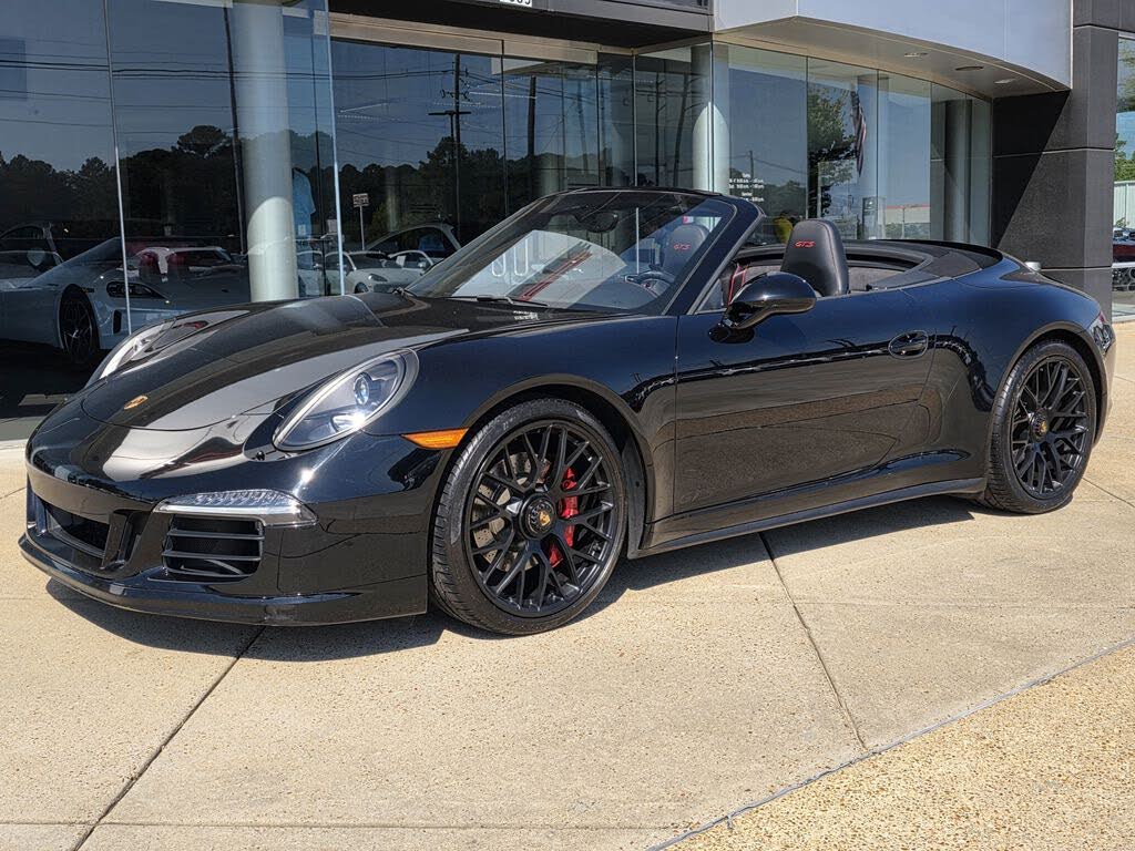 2015 Porsche 911 Carrera GTS Cabriolet RWD