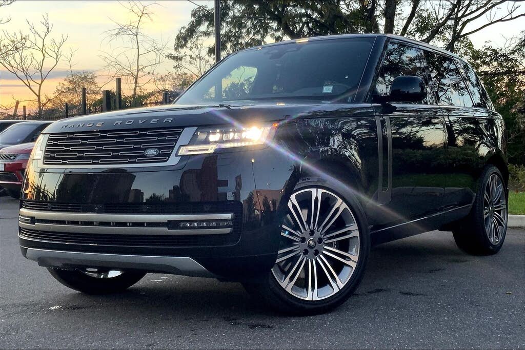 2025 Land Rover Range Rover P530 SE AWD