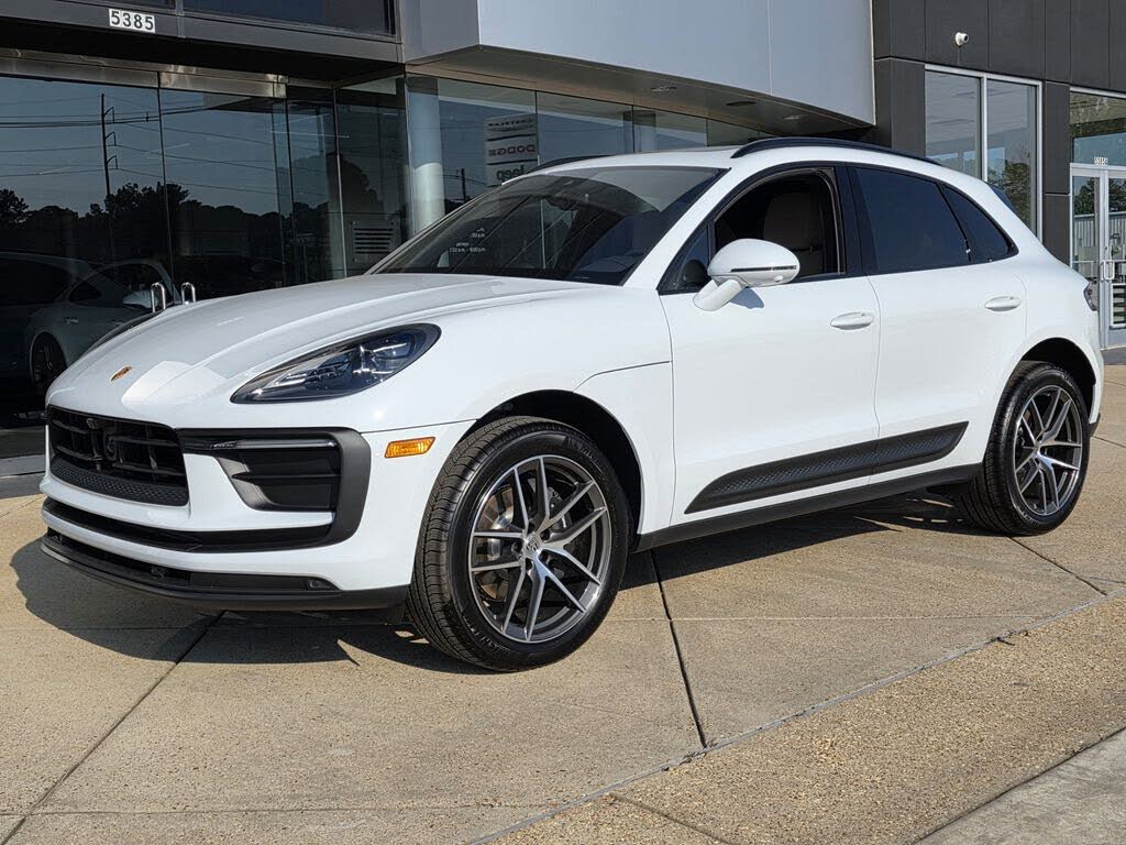 2025 Porsche Macan