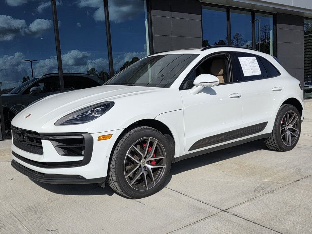 2025 Porsche Macan S AWD