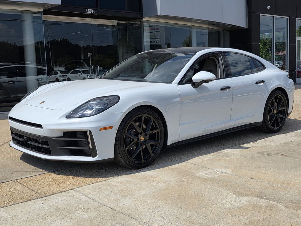 2025 Porsche Panamera