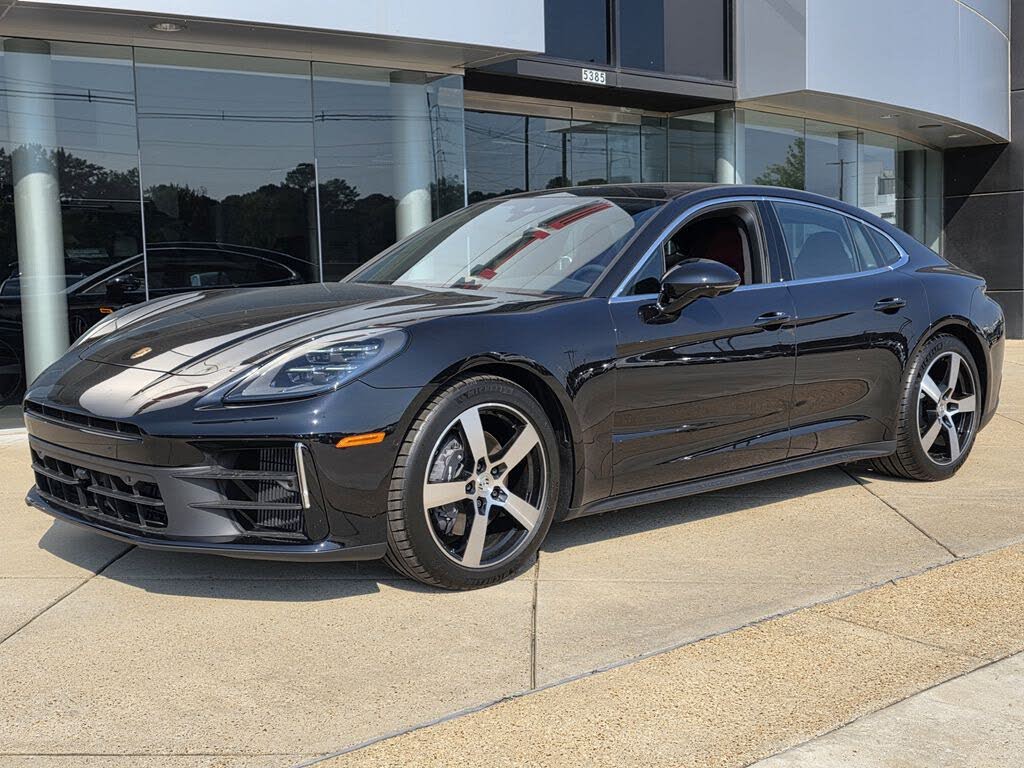 2025 Porsche Panamera