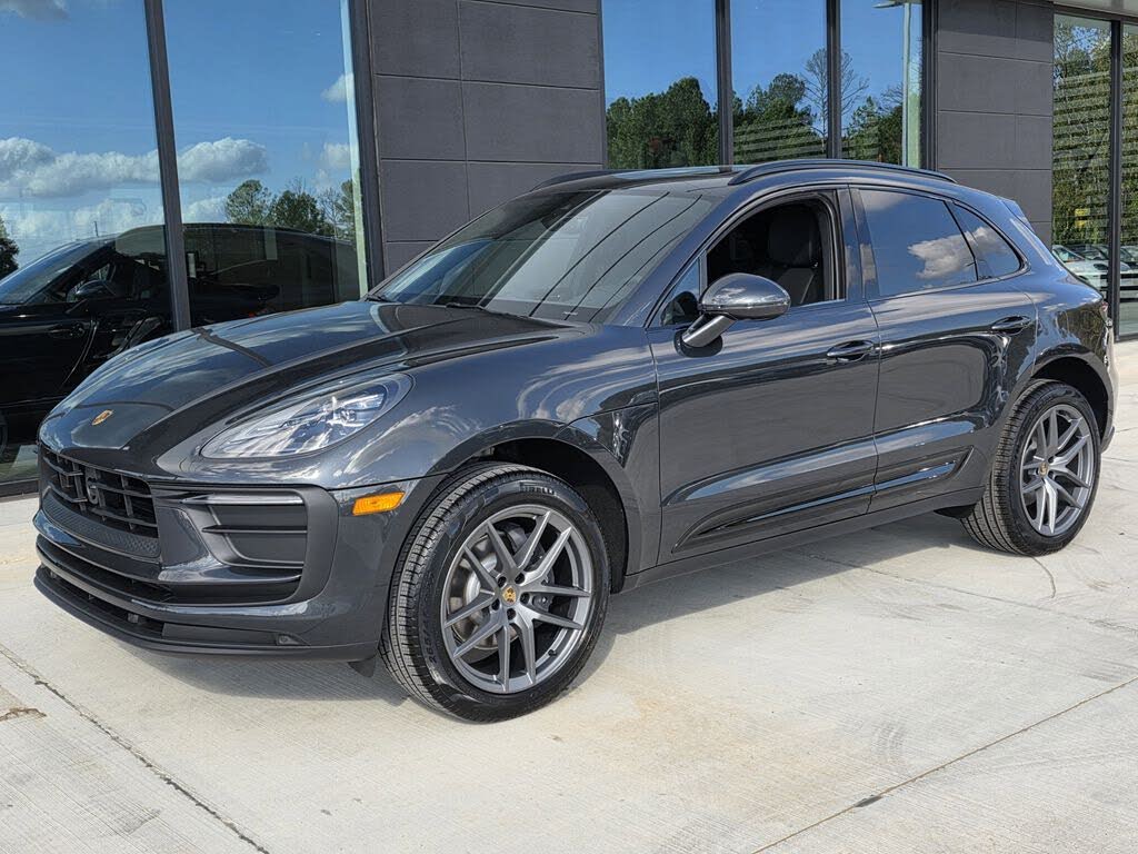 2026 Porsche Macan