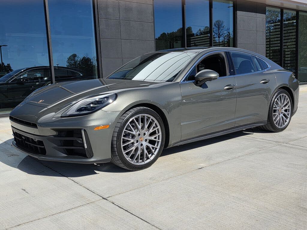 2026 Porsche Panamera