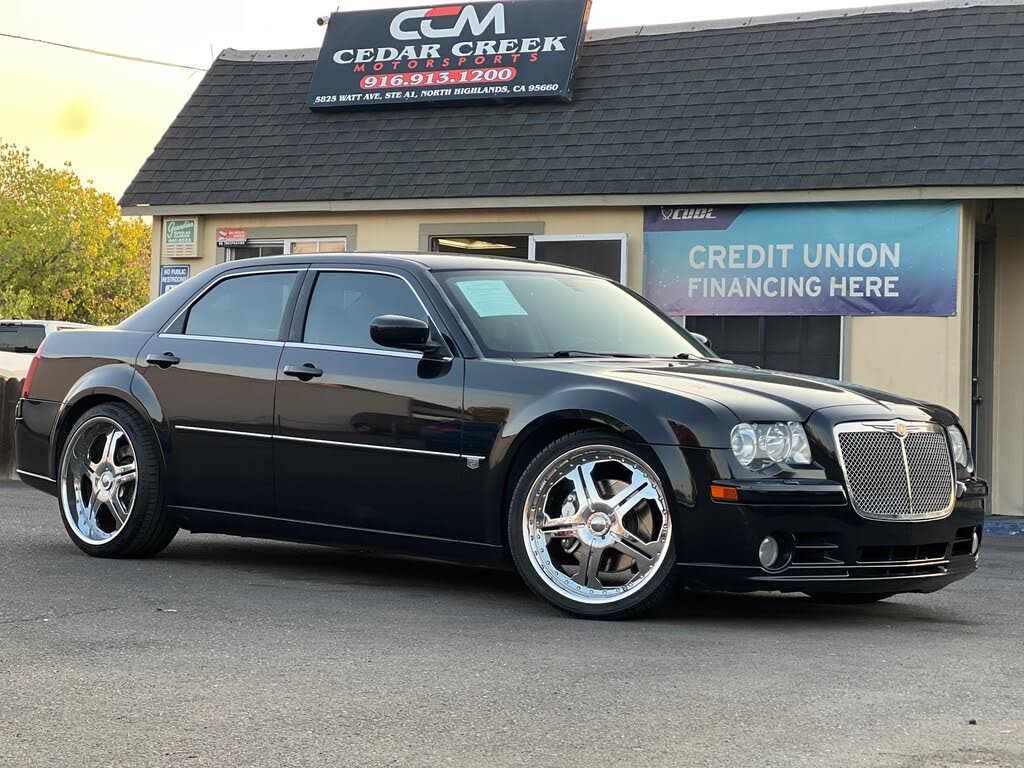 2007 Chrysler 300 SRT8 RWD
